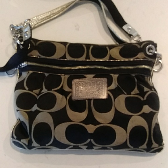 Coach Handbags - Poppy Coach purse